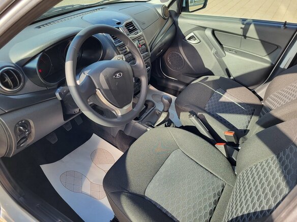 2026 Lada (ВАЗ) Granta I Рестайлинг, белый, 1101000 рублей - вид 8