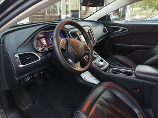2015 Chrysler 200 II, серый, 1500000 рублей, вид 4