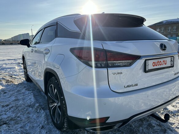 2019 Lexus RX 300 IV Рестайлинг, белый, 5500000 рублей - вид 12