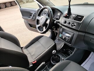2013 Skoda Fabia II Рестайлинг, белый, 700000 рублей, вид 5
