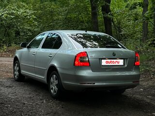 2011 Skoda Octavia II (A5) Рестайлинг, серебристый, 800000 рублей, вид 5
