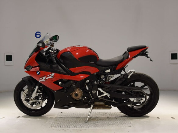 2020 BMW S 1000 RR, красный, 1800000 рублей - вид 2