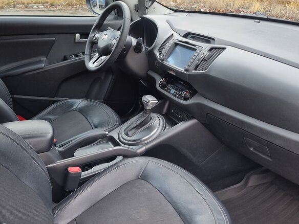 2012 Kia Sportage III, коричневый, 1500000 рублей - вид 3