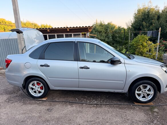 2018 Lada (ВАЗ) Granta I, серый, 465000 рублей - вид 18