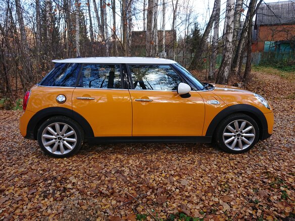 2015 Mini Hatch Cooper S III (F55/F56), оранжевый - вид 7