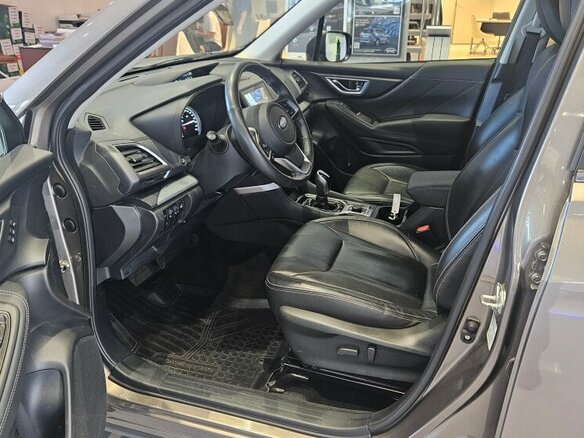 2021 Subaru Forester V, серый - вид 17