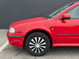 2010 Skoda Octavia I (A4) Рестайлинг, красный, 485000 рублей, вид 4