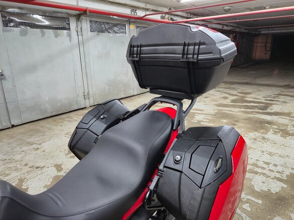 2012 Triumph Tiger 1050, красный - вид 18