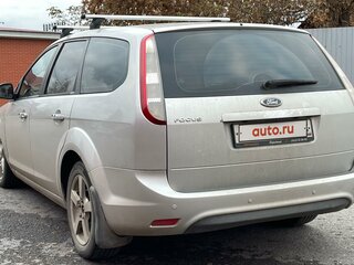 2009 Ford Focus II Рестайлинг, серебристый, 560000 рублей, вид 5