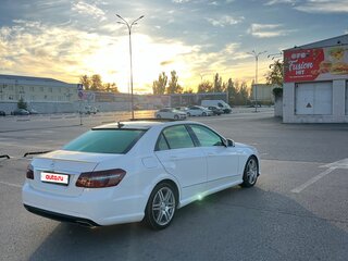 2012 Mercedes-Benz E-Класс 200 7G-Tronic IV (W212, S212, C207), белый, 1775000 рублей, вид 4