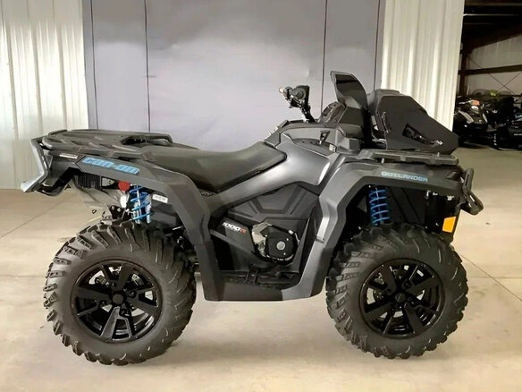 2025 BRP Can-Am Outlander 1000, чёрный, 2601300 рублей