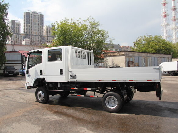 2026 Isuzu Elf (N-series), белый, 5690000 рублей - вид 4