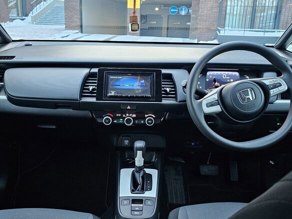 2020 Honda Fit IV, белый, 1535000 рублей - вид 15