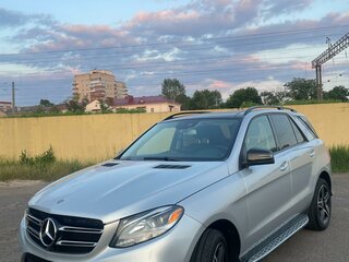 2017 Mercedes-Benz GLE 350 I (W166), серебристый, 2385000 рублей, вид 2