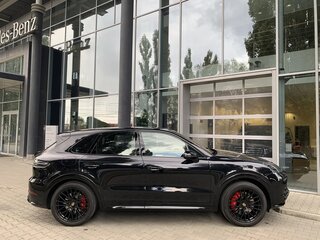 2021 Porsche Cayenne GTS III, чёрный, 10500000 рублей, вид 3
