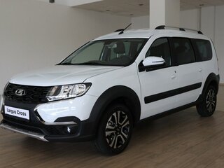 2026 Lada (ВАЗ) Largus Cross I Рестайлинг, белый, 2072000 рублей, вид 1