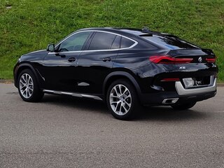 2022 BMW X6 40i III (G06), чёрный, 5349003 рублей, вид 3