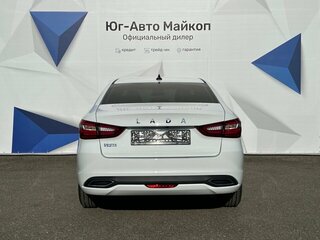 2026 Lada (ВАЗ) Vesta I Рестайлинг (NG), белый, 1631000 рублей, вид 4