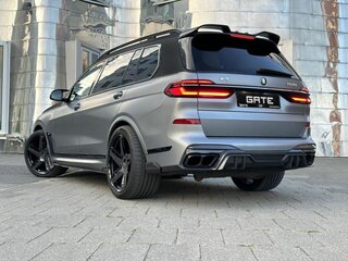 2025 BMW X7 M60i I (G07) Рестайлинг, серебристый, 30163600 рублей, вид 5