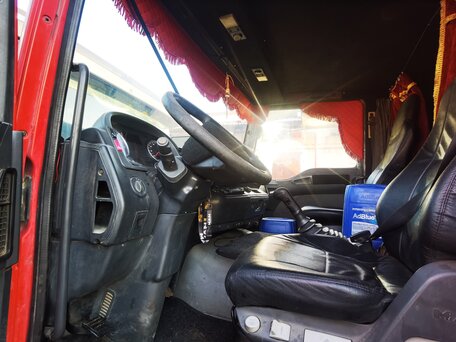2006 MAN TGA, красный, 1550000 рублей, вид 4