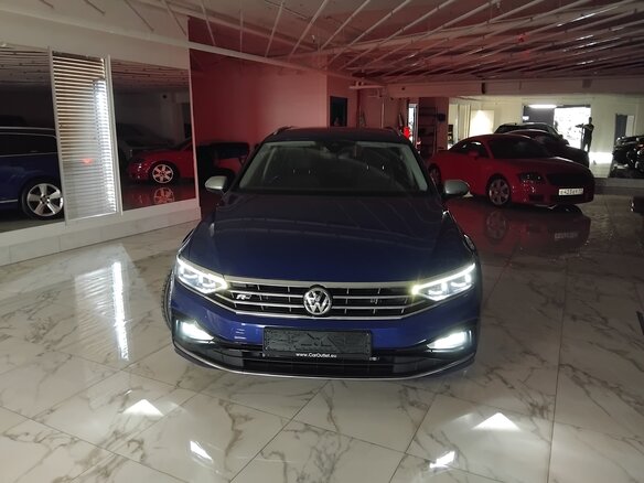 2020 Volkswagen Passat B8 Рестайлинг, синий, 2275000 рублей - вид 13