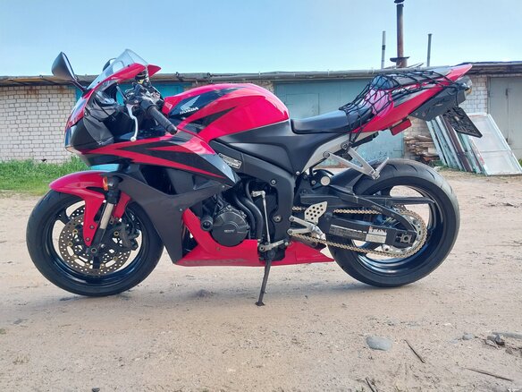 2008 Honda CBR 600RR, красный, 550000 рублей