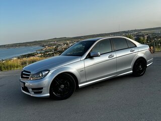2011 Mercedes-Benz C-Класс 180 BlueEFFICIENCY III (W204) Рестайлинг, серебристый, 1700000 рублей, вид 3