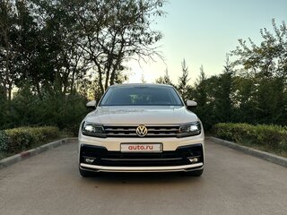 2018 Volkswagen Tiguan II, белый, 3050000 рублей, вид 4
