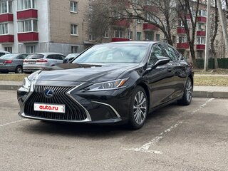 2021 Lexus ES 300h VII, чёрный, 3000000 рублей, вид 2