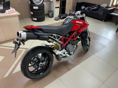 2010 Ducati Hypermotard, красный, 1000000 рублей, вид 5