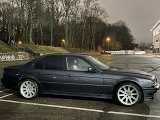 1998 BMW 7 серии 735i III (E38), серый, 700000 рублей, вид 3