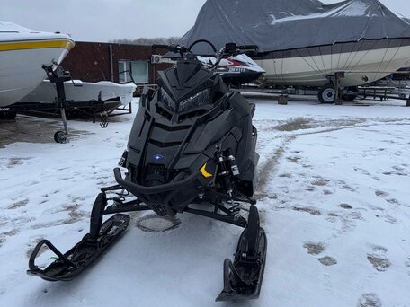 2019 Polaris 850 PRO-RMK, чёрный, 950000 рублей, вид 2