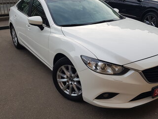 2017 Mazda 6 III (GJ) Рестайлинг, белый, 1900000 рублей, вид 3