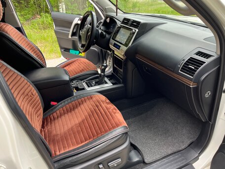 2019 Toyota Land Cruiser Prado 150 Series Рестайлинг 2, белый, 5550000 рублей, вид 4