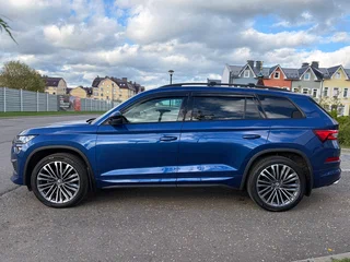 2022 Skoda Kodiaq I Рестайлинг, синий, 3799999 рублей, вид 4