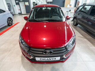 2026 Lada (ВАЗ) Granta I Рестайлинг, красный, 1121000 рублей, вид 3