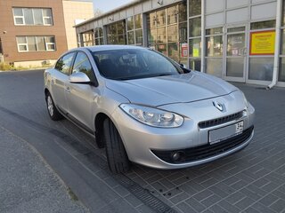 2011 Renault Fluence I, серебристый, 600000 рублей, вид 3