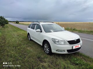 2012 Skoda Octavia II (A5) Рестайлинг, белый, 750000 рублей, вид 2