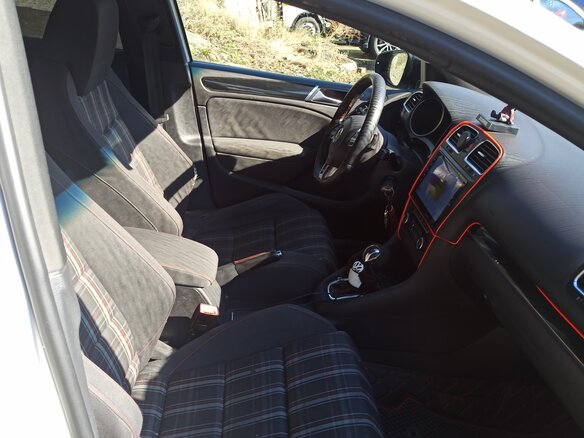 2011 Volkswagen Golf GTI VI, белый, 1230000 рублей - вид 11