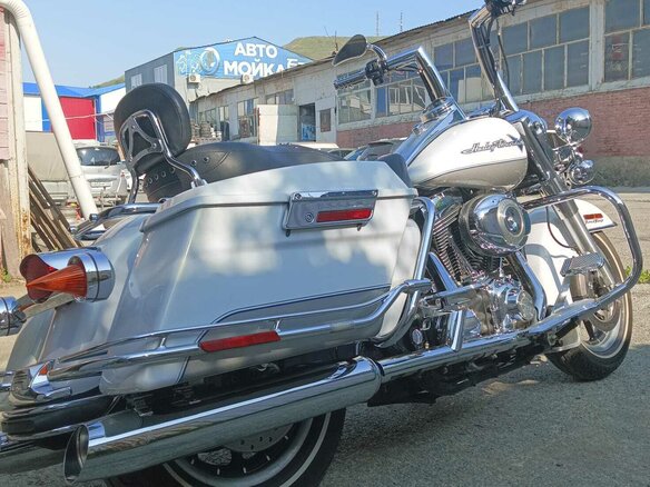 2008 Harley-Davidson Road King, белый, 1100000 рублей - вид 20