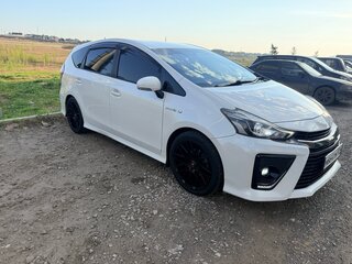 2016 Toyota Prius Alpha I (ZVW40/41) Рестайлинг, белый, 2000000 рублей, вид 2