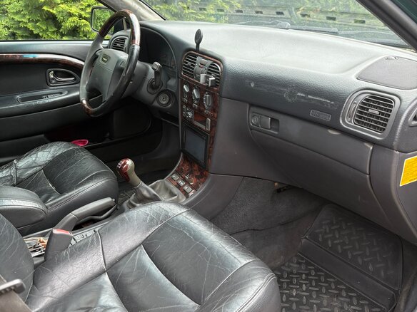 2000 Volvo V40 I Рестайлинг, зелёный, 350000 рублей - вид 4