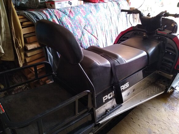 2004 Polaris Widetrak LX, красный - вид 1