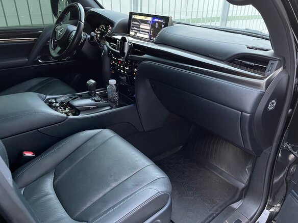 2020 Lexus LX 570 III Рестайлинг 2, чёрный, 12450000 рублей - вид 5