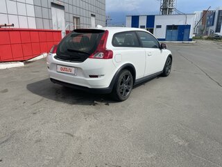 2011 Volvo C30 I Рестайлинг, белый, 800000 рублей, вид 5