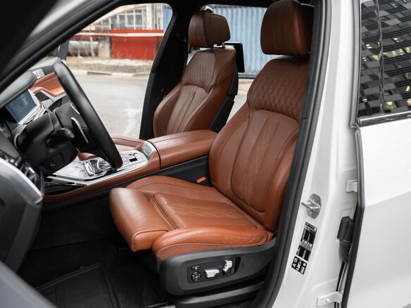 2019 BMW X7 M50d I (G07), белый - вид 15