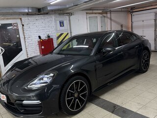 2019 Porsche Panamera 4 II, серый, 10400000 рублей, вид 2