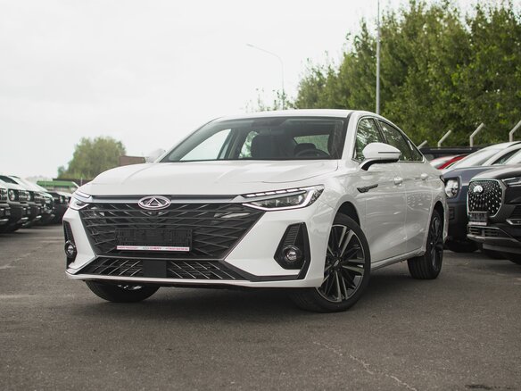 2025 Chery Arrizo 8, белый, 3029900 рублей