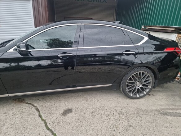 2014 Hyundai Genesis II, чёрный, 1850000 рублей - вид 8