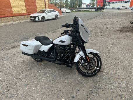 2024 Harley-Davidson Street Glide, белый, 3200000 рублей, вид 1